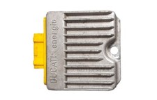 REGOLATORE DI TENSIONE PIAGGIO ZIP 50CC. 4T 2011