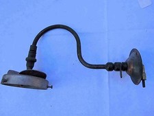 Antica lampada da parete a gas