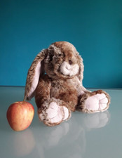 "Bukowski" peluche Coniglio "Graham", colore  marrone chiaro, altezza 35 cm.