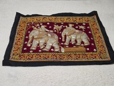 Arazzo vintage birmano Kalaga