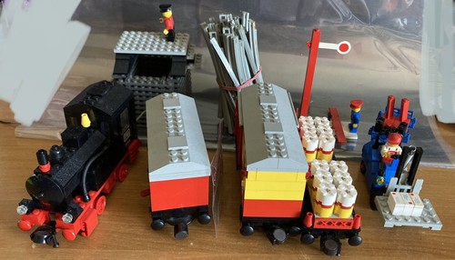 Lego treno merci postale - merci,