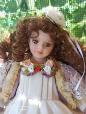 Bambola in porcellana h 30cm