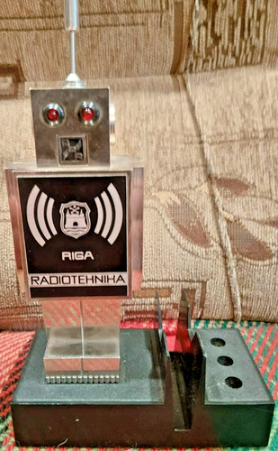 Robot vintage radio riga - robot,