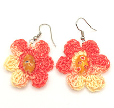 ORECCHINI "MARGHERITA" COTONE E MURRINE FIORE ARANCIO GIALLO BOHO CHIC UNCINETTO