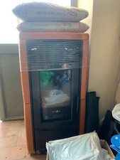 Stufa a pellet Ravelli