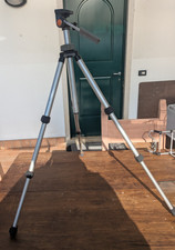 CAVALLETTO TREPPIEDI PER