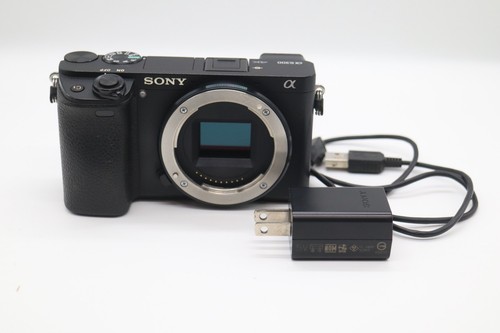 Fotocamera mirrorless sony - fotocamera,