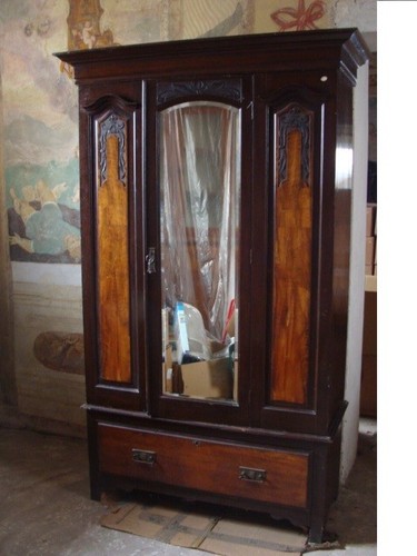 Armadio legno con specchio - legno,