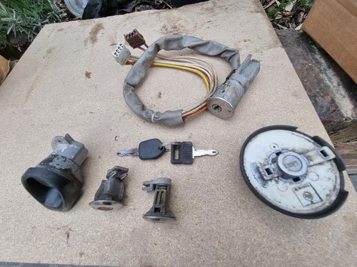 Set serrature peugeot 205 - peugeot,