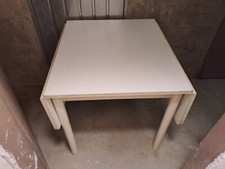 Tavolo allungabile con 4 sedie