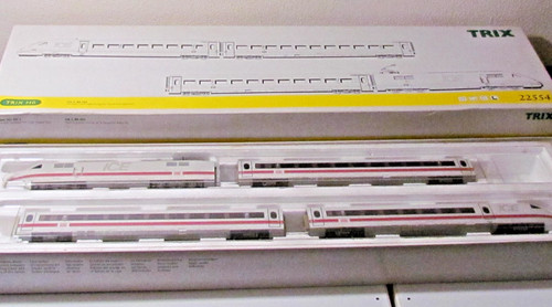Locomotiva trix art - trix, h0