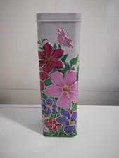 Churchill's Clematis Barattolo con Fiori Tinbox with Flowers