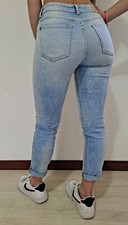 Jeans chiari donna Bershka 