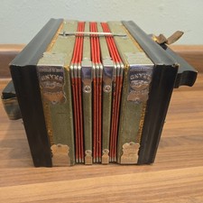 Antica scatola da spremere per