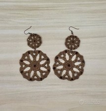 Orecchini in pizzo ricamati