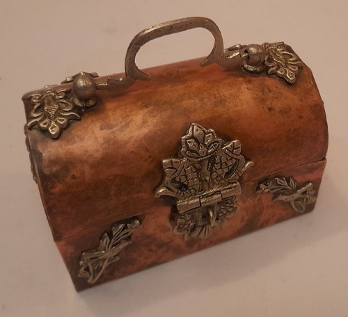 Copper brass mini trunk - &,