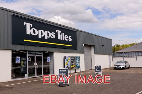 Photo topps tiles irvine - topps,