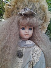 Grande bambola marchio Marigiò anni '90 biscuit ceramica