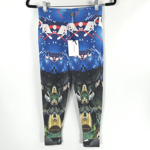 Pantalone nuovo con etichette