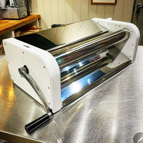 Sfogliatrice manuale per uso