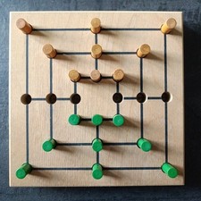 Gioco Tria in legno fatto a