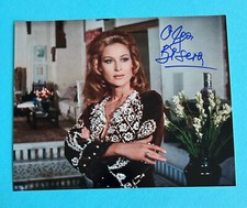 Olga Bisera - James Bond 007 -
