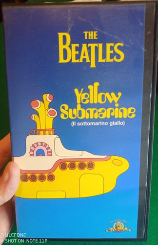 Vhs the beatles yellow - beatles,