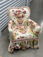 poltrona imbottita floreale