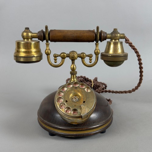 Antico telefono disco - telefono, telcer