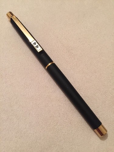 Papermate black gold - &,