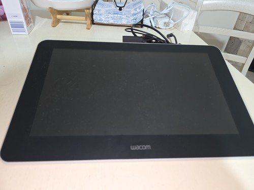 Wacom one display - one,