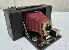 Antica macchina fotografica