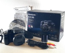 Panasonic Lumix DMC-FZ38 fotocamera digitale nera in scatola perfettamente funzionante NO CARICATORE