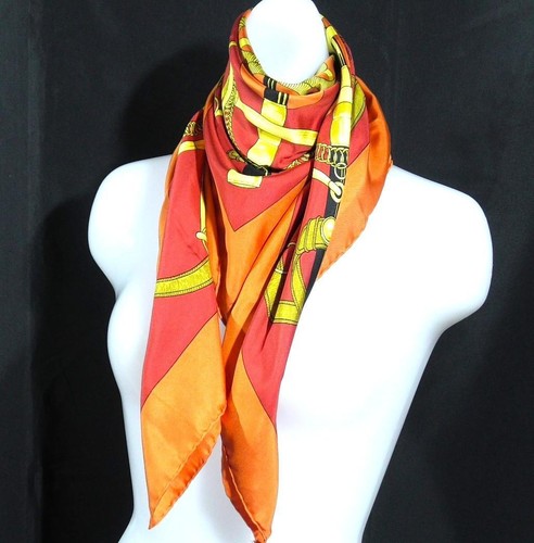Hermes carre eperon or - 90,