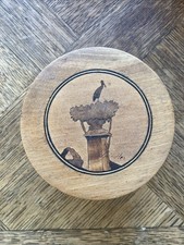 Scatola con coperchio in legno