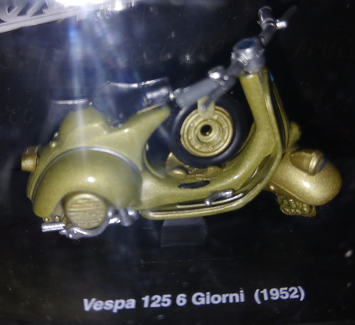 Moto scooter miniature mob - , old