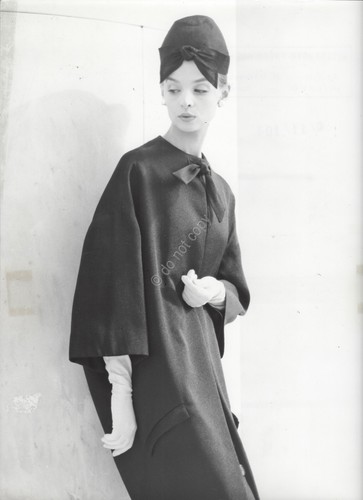 Iris bianchi indossatrice foto - bianchi,