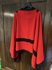 Poncho di lana Taglia Unica Colore Rosso e Nero Provenienza Messico