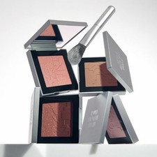 TWO SLASH FOUR Blush All Over Face 5,5g Edizione Limitata Vacanze K-Beauty