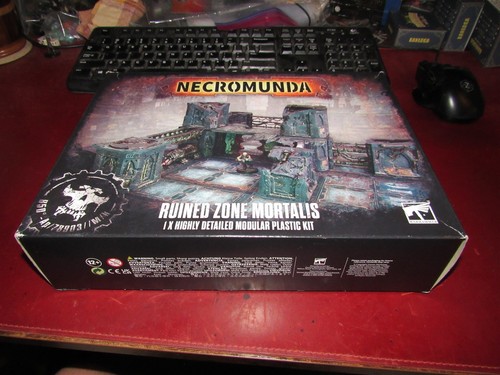 Warhammer 40k necromunda - 40k:,