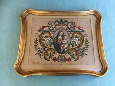 QUADRO DELLA MADONNA CON BAMBINO CON RICAMI STAMPA E PERLINE IN VETRO FINE '800