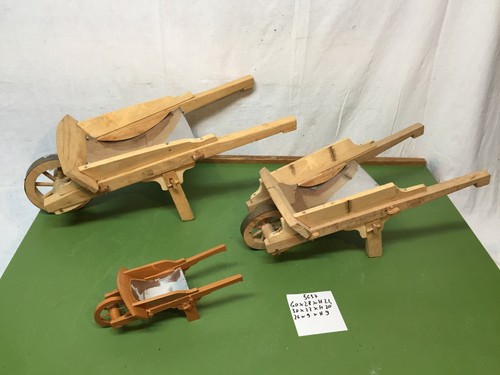 5657 tre carriole legno - 5657,