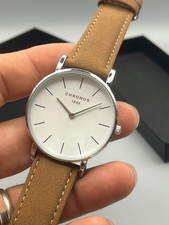 Orologio Uomo particolarità senza lancetta secondi cinturino pelle nocciola