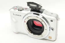 Panasonic Lumix DMC-GF3 12,1 megapixel fotocamera digitale bianca usata