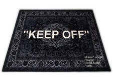 Tappeto bianco sporco "Keep