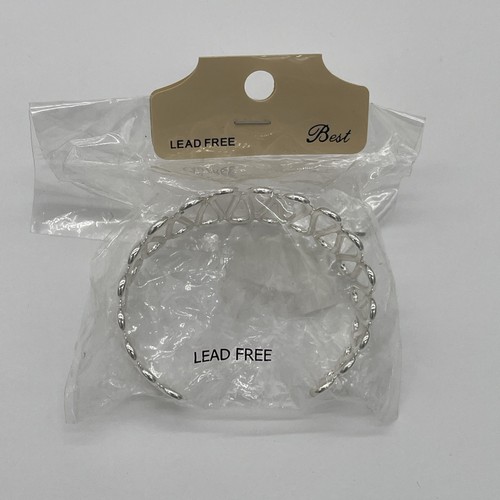 Bracciale nuovo con etichette
