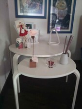 Coppia di Tavolini bianchi