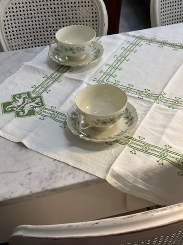 Tovaglietta ricamo verde - te,
