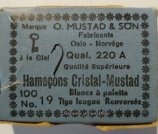 MUSTAD qual.220 A,ami hooks