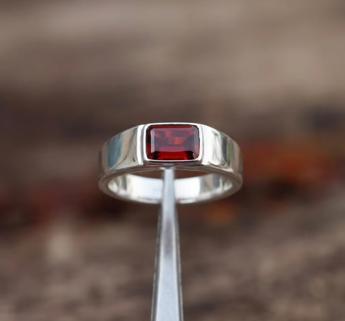 Anello vero rubino rosso